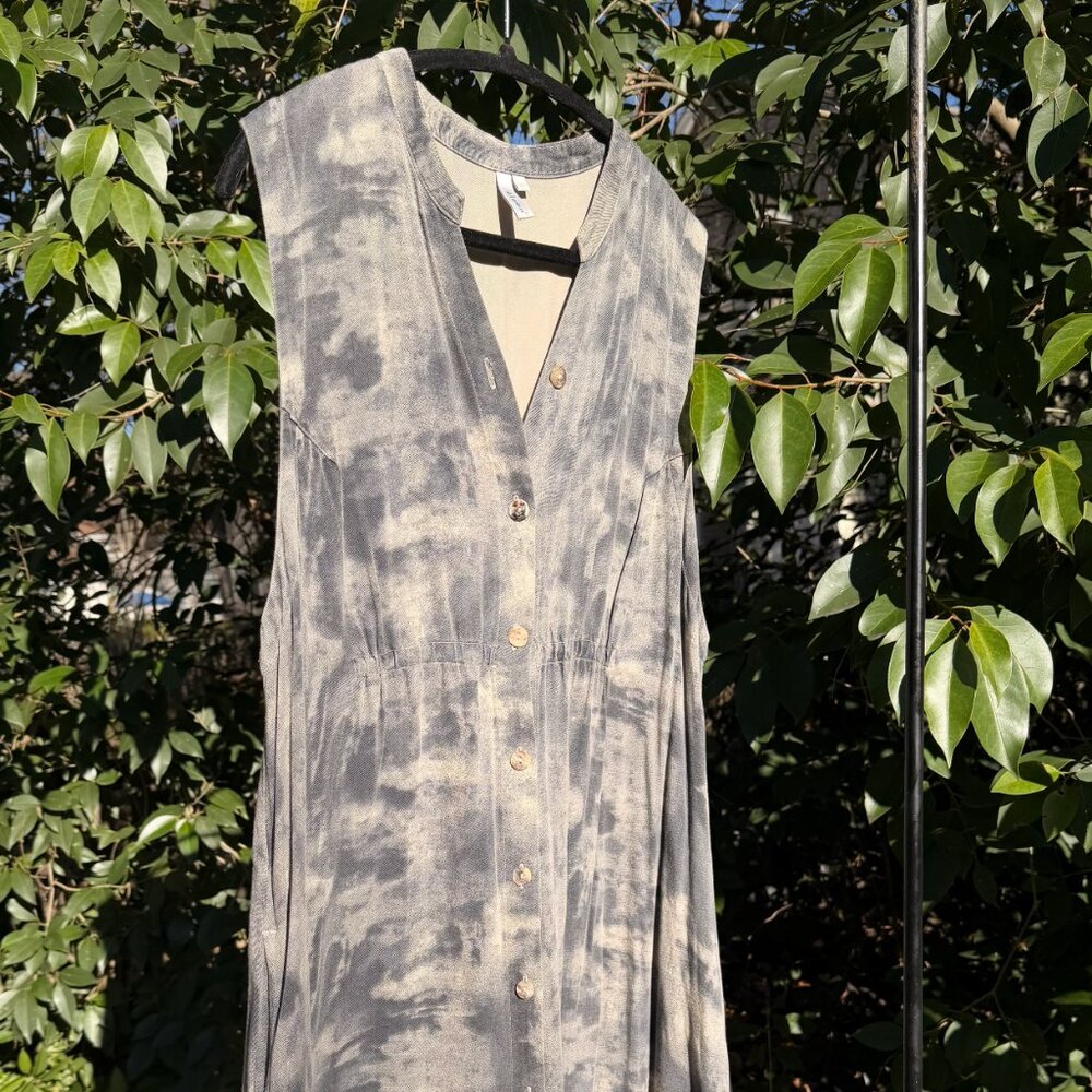 Kleen Sleeveless Button-Front Tie-Dye Tunic Vest (Size L)